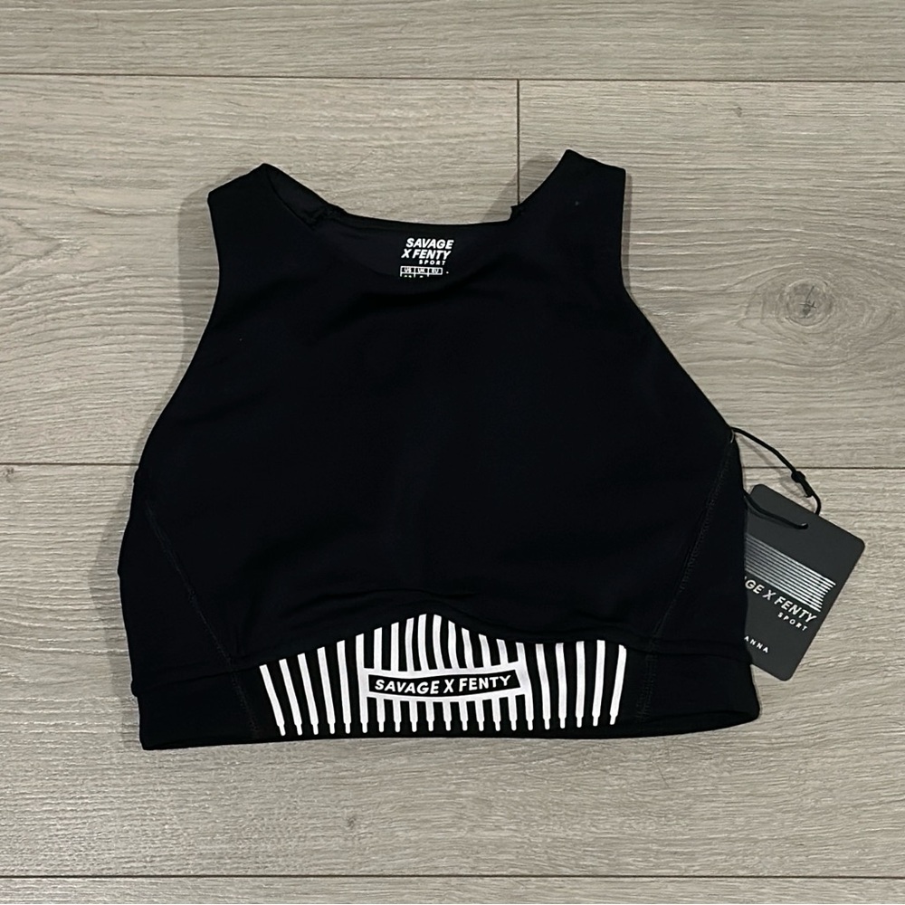 Savage X Fenty XCCENTUATE MEDIUM-IMPACT LONGLINE SPORTS BRA